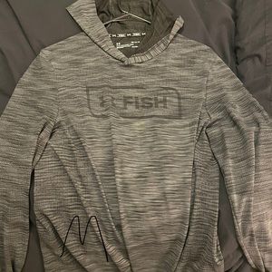 Under Armour Fish Hoodie Medium. Great material and comfortability.